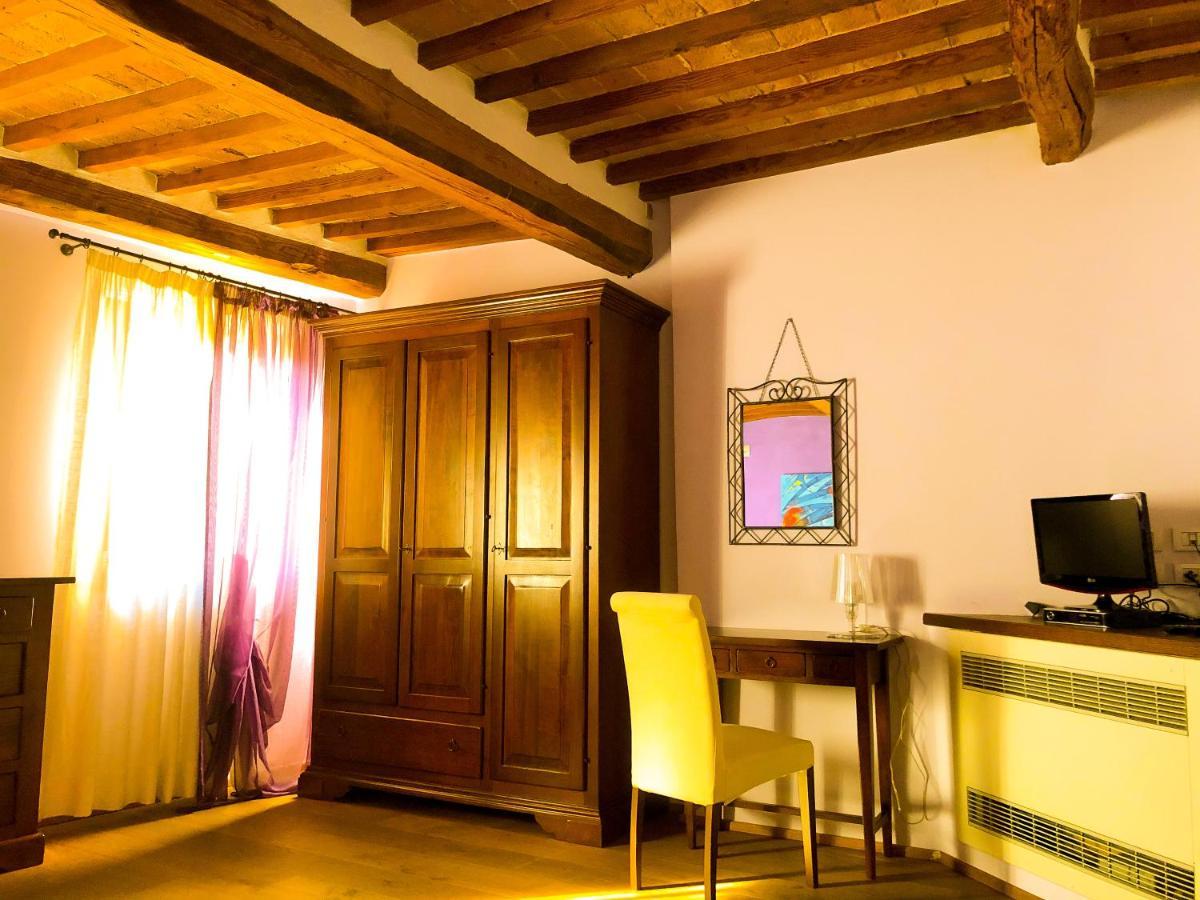 Il Corso Di Montepulciano Bed & Breakfast ภายนอก รูปภาพ